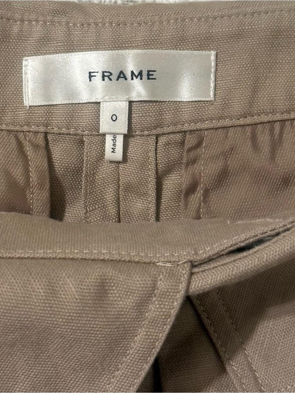 Frame High-Rise Fold-Over Waist Khaki Women’s Shorts - Picture 3 of 3